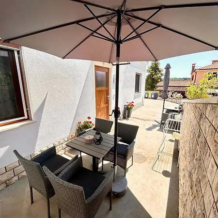 Apartament Maraz